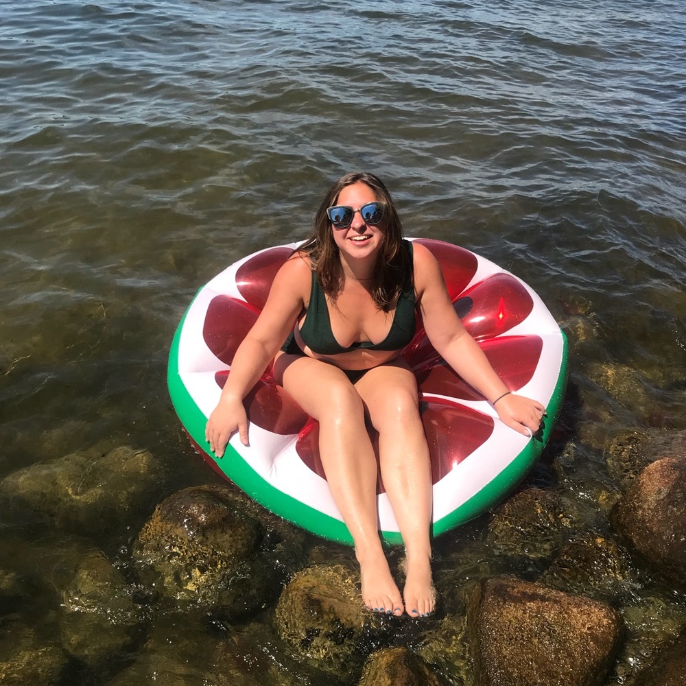 Meet your Posher, Francine